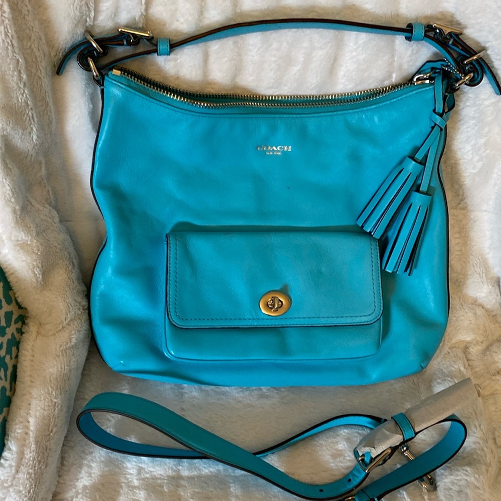Like new Turquoise Coach handbag